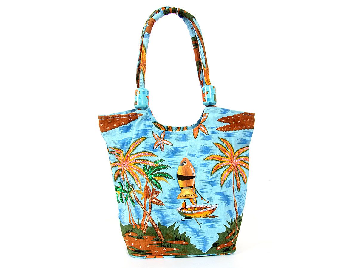 Wholesale Handbags #1257 Printed canvas beach bag. Top zipper closure. It has double handle and ...