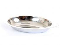 Stainless steel oval Au gratin dishes make table service of hot food easy! The 8 ounce size makes them especially good for bubbling appetizers and heated desserts. Stainless round gratin dishes have side handles for comfortable transport. They are stack-able to maximize valued storage area. Stainless round gratin dishes have a bright finish that enhances any food presentation.