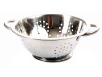 Stainless Steel 20 cm Colander. Hand Buffed and Hand Polished. Made in India