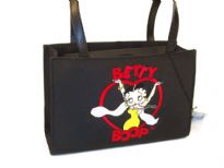 Betty Boop Heart Microfibre Tote Bag with magnetic lock. Made with fabric and double handle. 