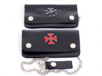 Genuine leather western style bi-fold bikers wallet includes 17 inches long steel chain.