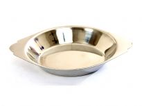 Stainless round gratin dishes make table service of hot food easy! The 8 ounce size makes them especially good for bubbling appetizers and heated desserts. Stainless round gratin dishes have side handles for comfortable transport. They are stack-able to maximize valued storage area. Stainless round gratin dishes have a bright finish that enhances any food presentation. 