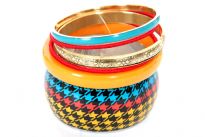 Six pieces bangle set