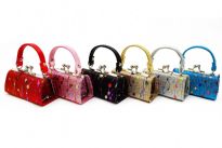 This a dozen pack of mini coin purse for coins and small items. Assorted colors. 