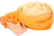 Yellow ombre 100% polyester scarf which is soft & lively to use all year around in summers as well as cool weather to add style to your outfit. Very wide in size to use as a shawl too. Imported.