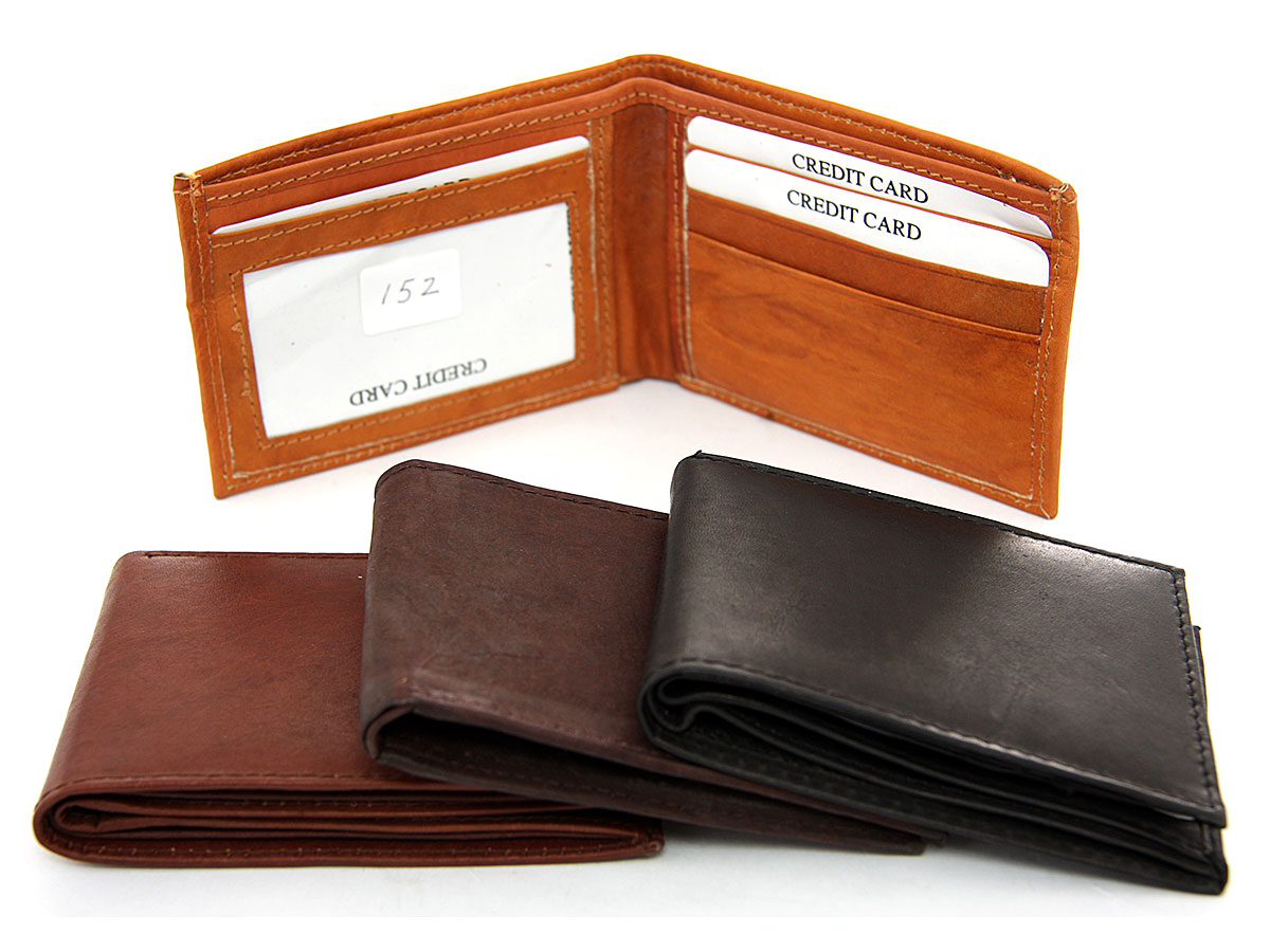 Men's Men Wallets in Black 3 x 4 inches 150 Leather Wallet